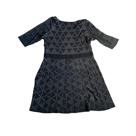 Lane Bryant Black Dot Triangle Pattern Sweater Dress - Size 26/28*** - Picture 3 of 7